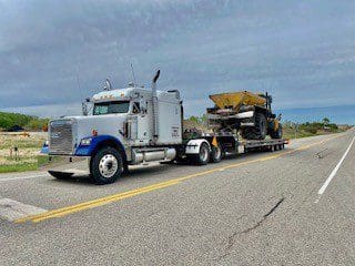 Chico - Freightliner Flatbed 8